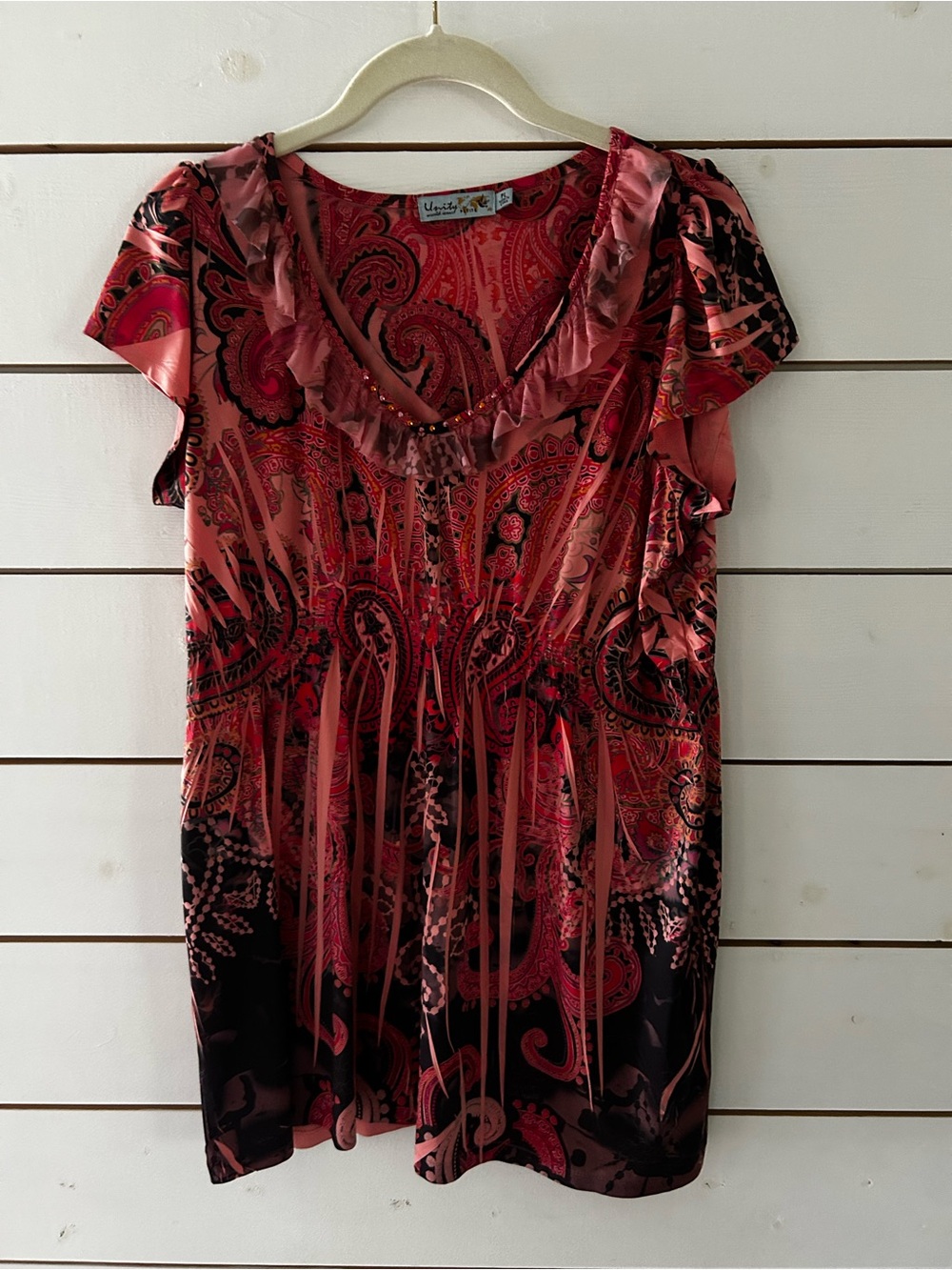 Unity Petite Large Pink Paisley V Neck Beaded Embellishment Flutter Sleeve Top